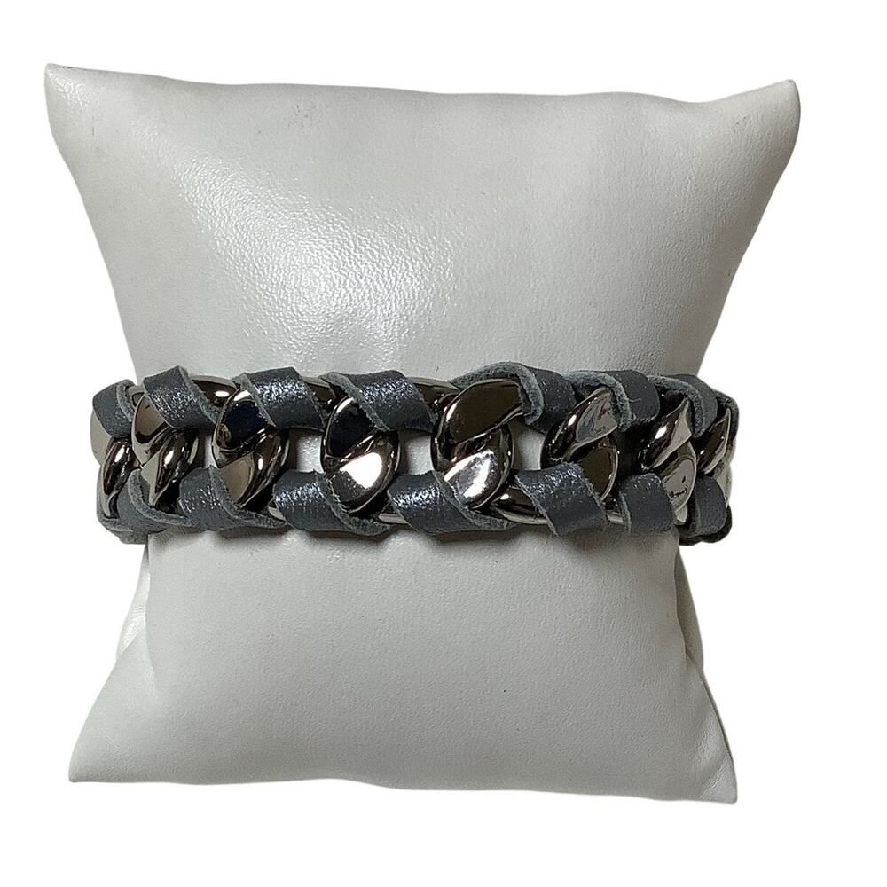 Skinny Jessica Elliot Gray Leather Wrap Silver Tone Curb Chain Bracelet F17-46
